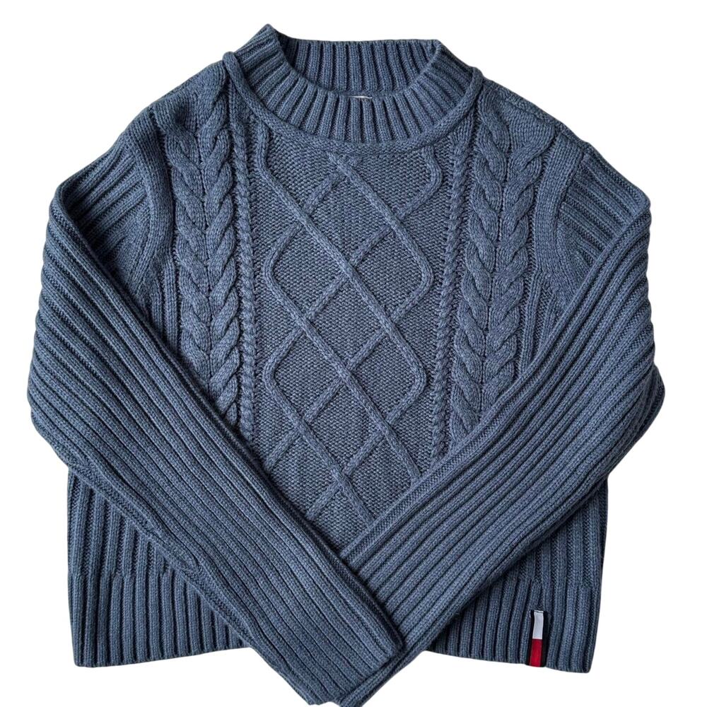 Blue Tommy Hilfiger blue cropped knit sweater